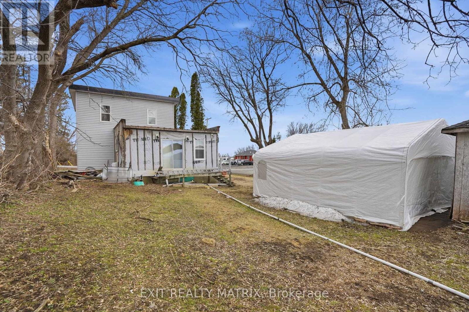 21888 Laggan-Glenelg Road, North Glengarry, Ontario K0B 1E0 - Photo 5 - X12885830