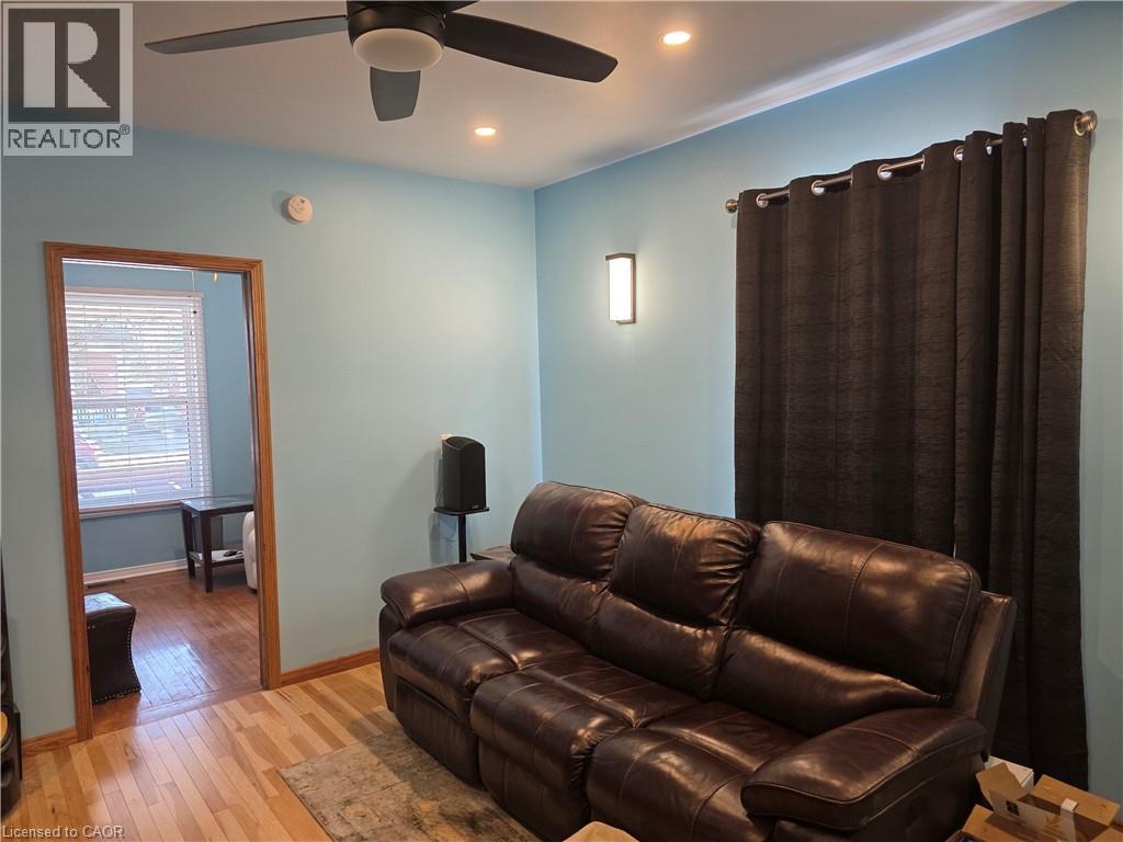 182 Marlborough Street, Brantford, Ontario  N3S 4S9 - Photo 11 - 40820079