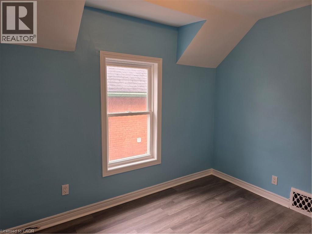 182 Marlborough Street, Brantford, Ontario  N3S 4S9 - Photo 18 - 40820079