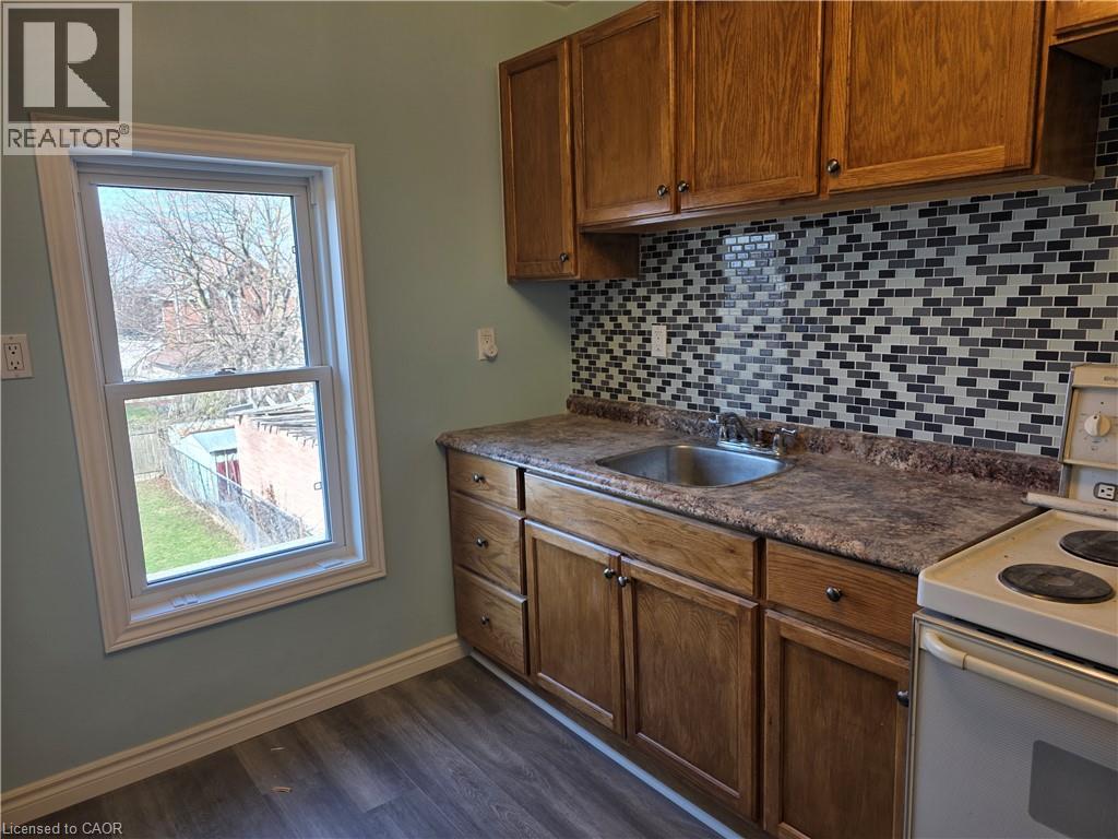 182 Marlborough Street, Brantford, Ontario  N3S 4S9 - Photo 19 - 40820079