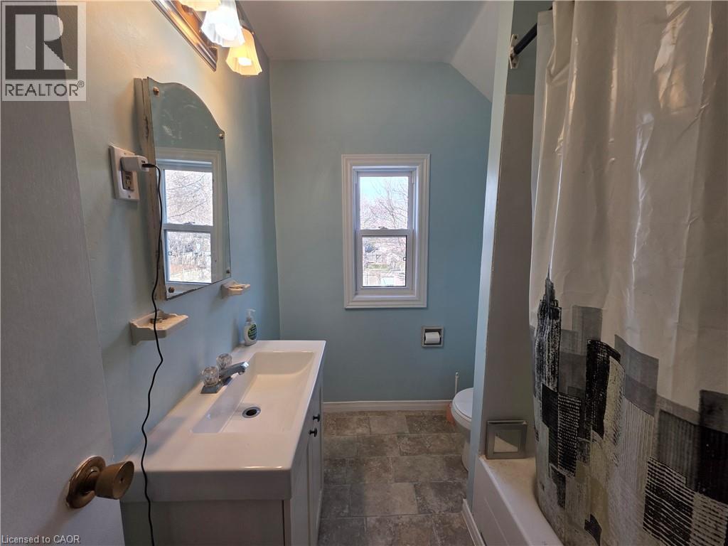 182 Marlborough Street, Brantford, Ontario  N3S 4S9 - Photo 21 - 40820079