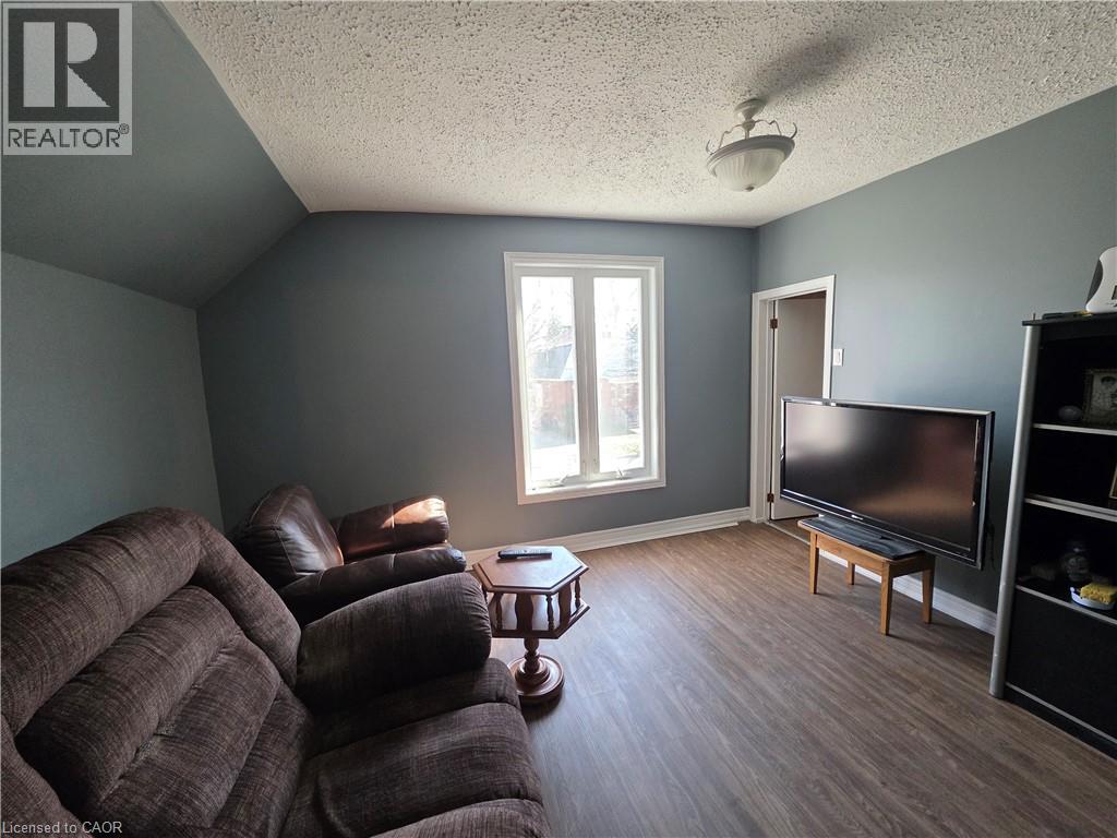 182 Marlborough Street, Brantford, Ontario  N3S 4S9 - Photo 23 - 40820079