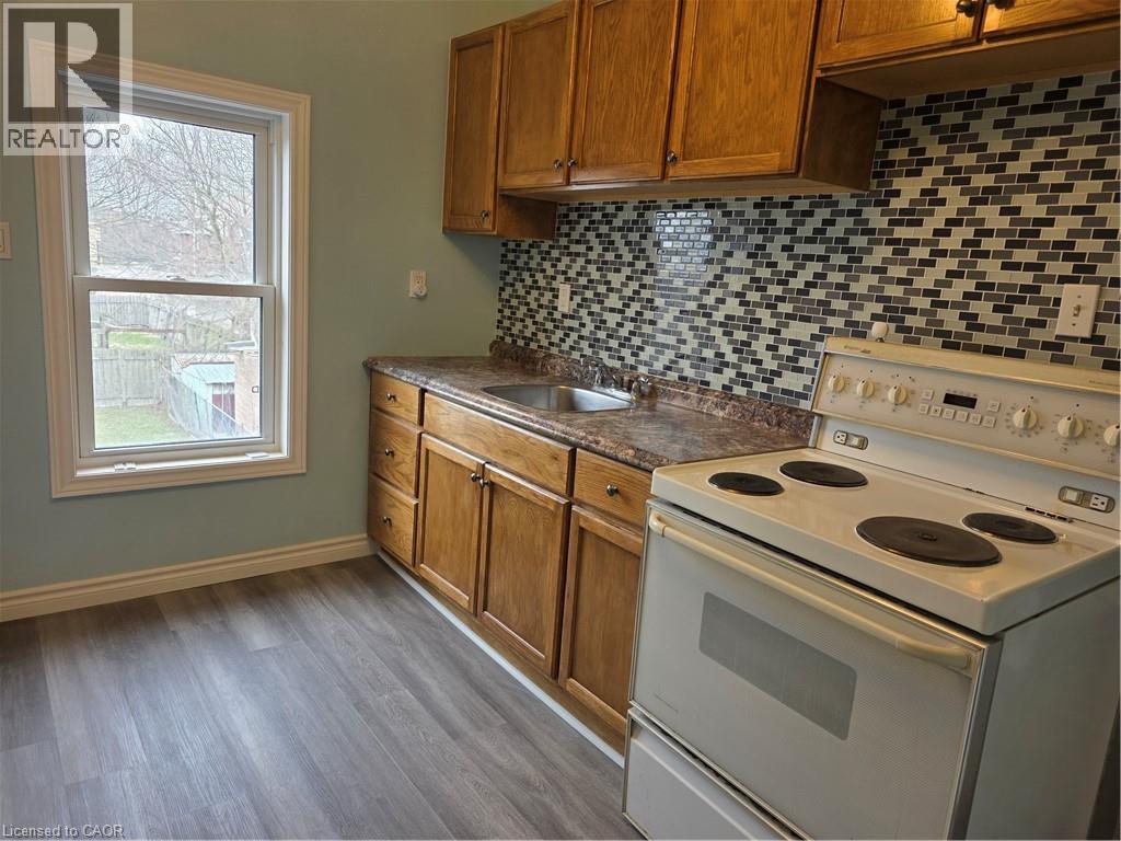 182 Marlborough Street, Brantford, Ontario  N3S 4S9 - Photo 31 - 40820079