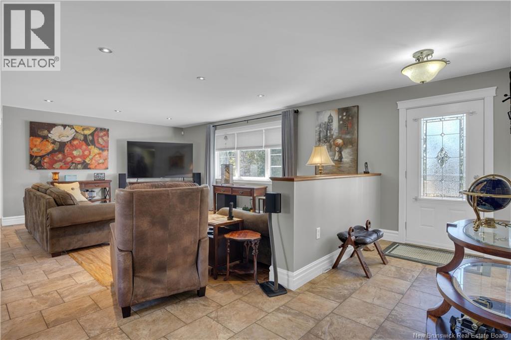 735 Hillcrest Road, Saint John, New Brunswick  E2N 2B6 - Photo 4 - NB137026