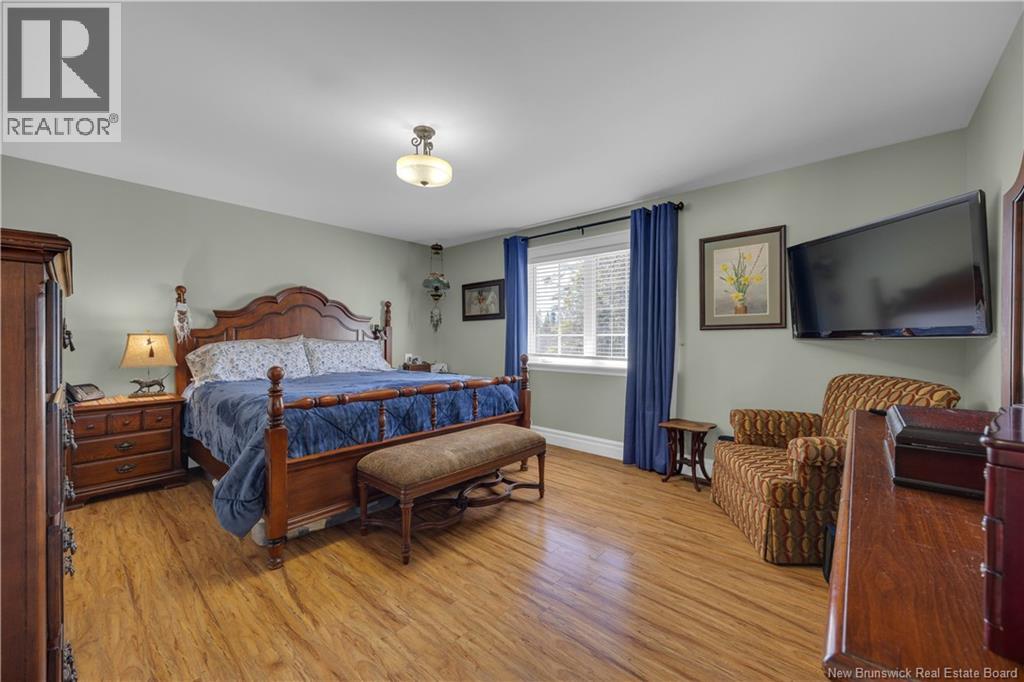 735 Hillcrest Road, Saint John, New Brunswick  E2N 2B6 - Photo 13 - NB137026