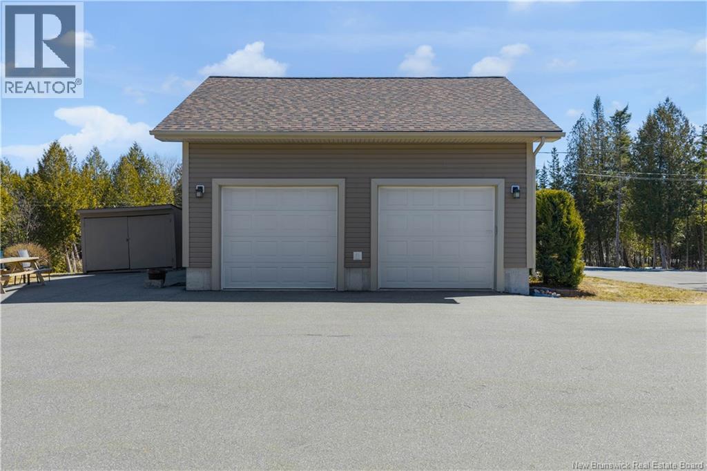 735 Hillcrest Road, Saint John, New Brunswick  E2N 2B6 - Photo 30 - NB137026