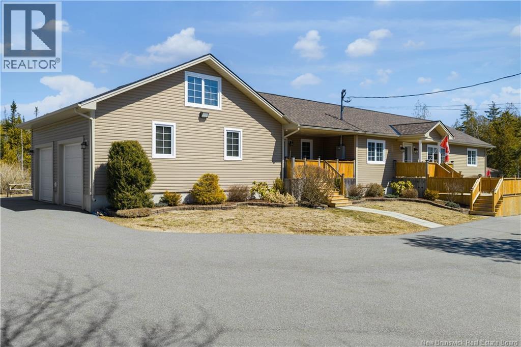 735 Hillcrest Road, Saint John, New Brunswick  E2N 2B6 - Photo 1 - NB137026