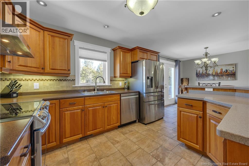 735 Hillcrest Road, Saint John, New Brunswick  E2N 2B6 - Photo 10 - NB137029