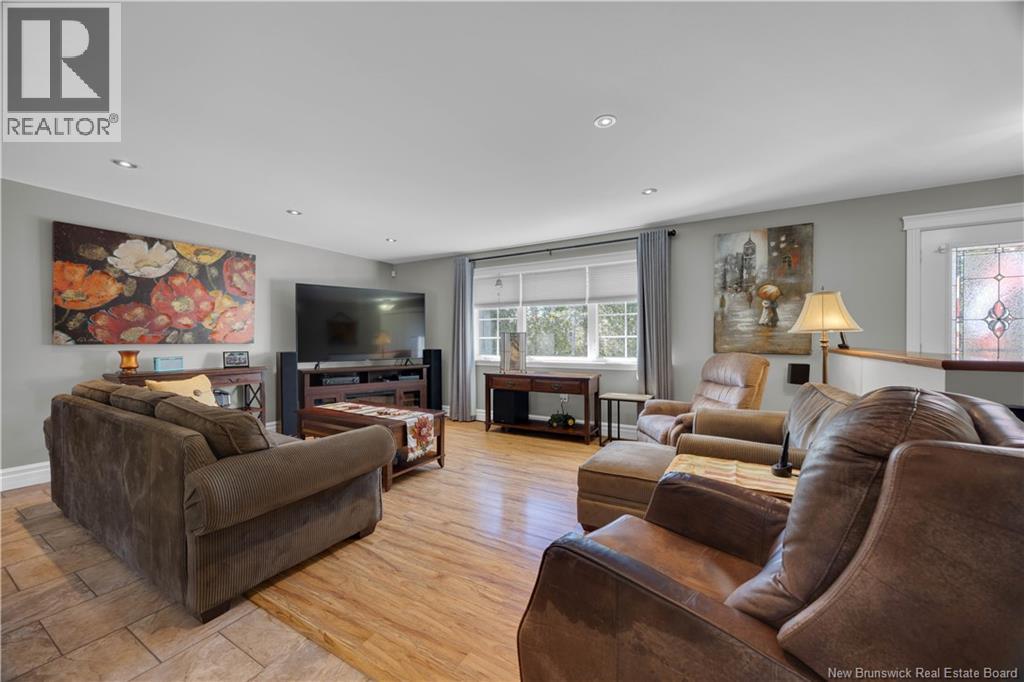 735 Hillcrest Road, Saint John, New Brunswick  E2N 2B6 - Photo 5 - NB137029