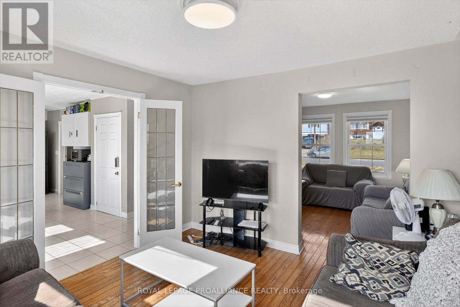 1539 Cherryhill Road, Peterborough, Ontario  K9K 1A7 - Photo 10 - X12989544