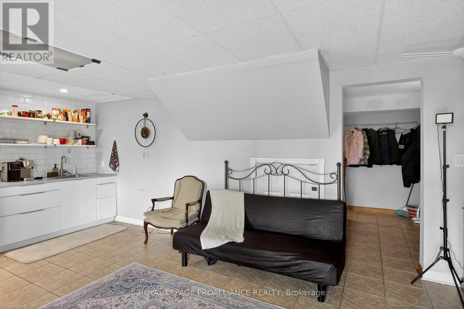 1539 Cherryhill Road, Peterborough, Ontario  K9K 1A7 - Photo 31 - X12989544