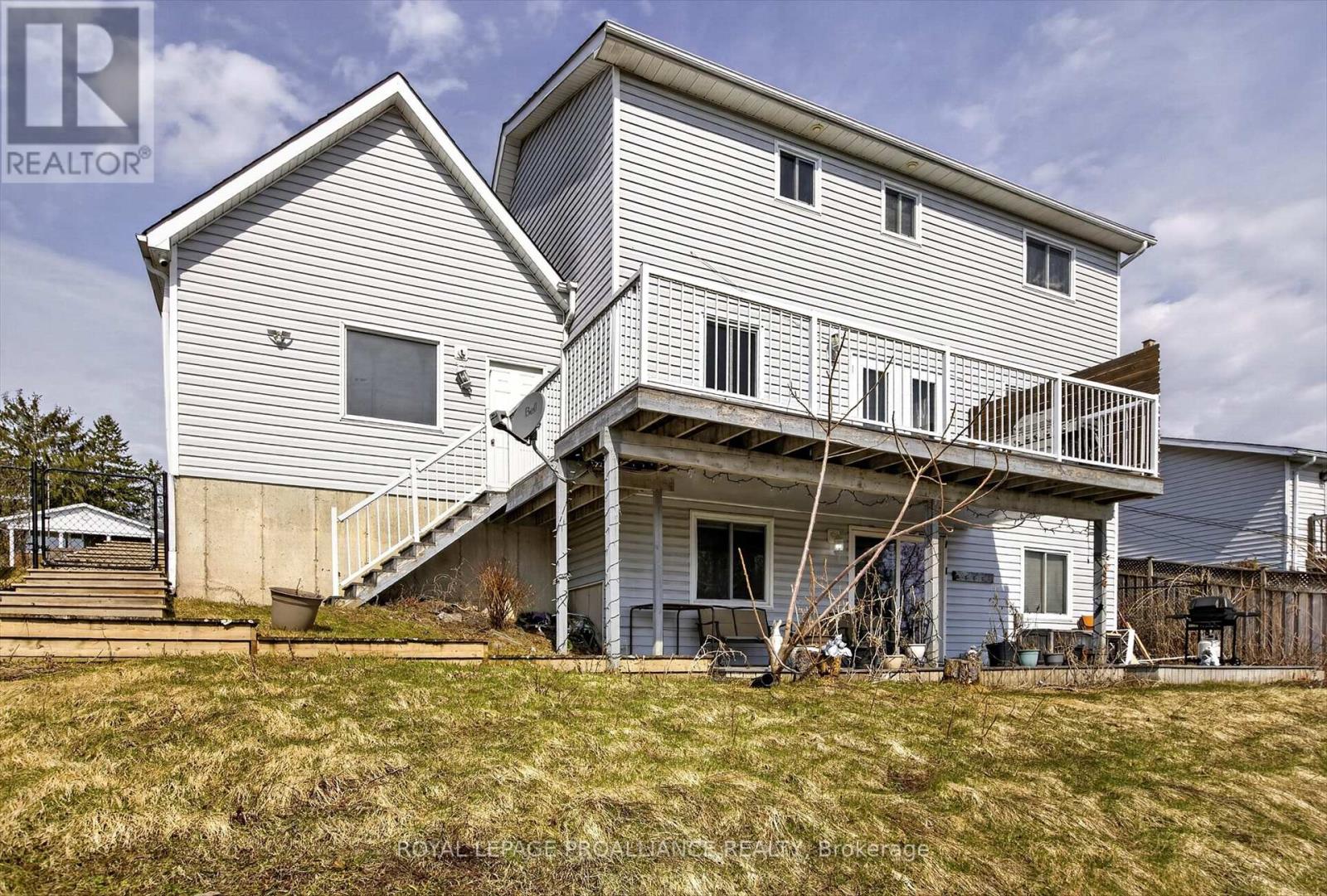 1539 Cherryhill Road, Peterborough, Ontario  K9K 1A7 - Photo 38 - X12989544