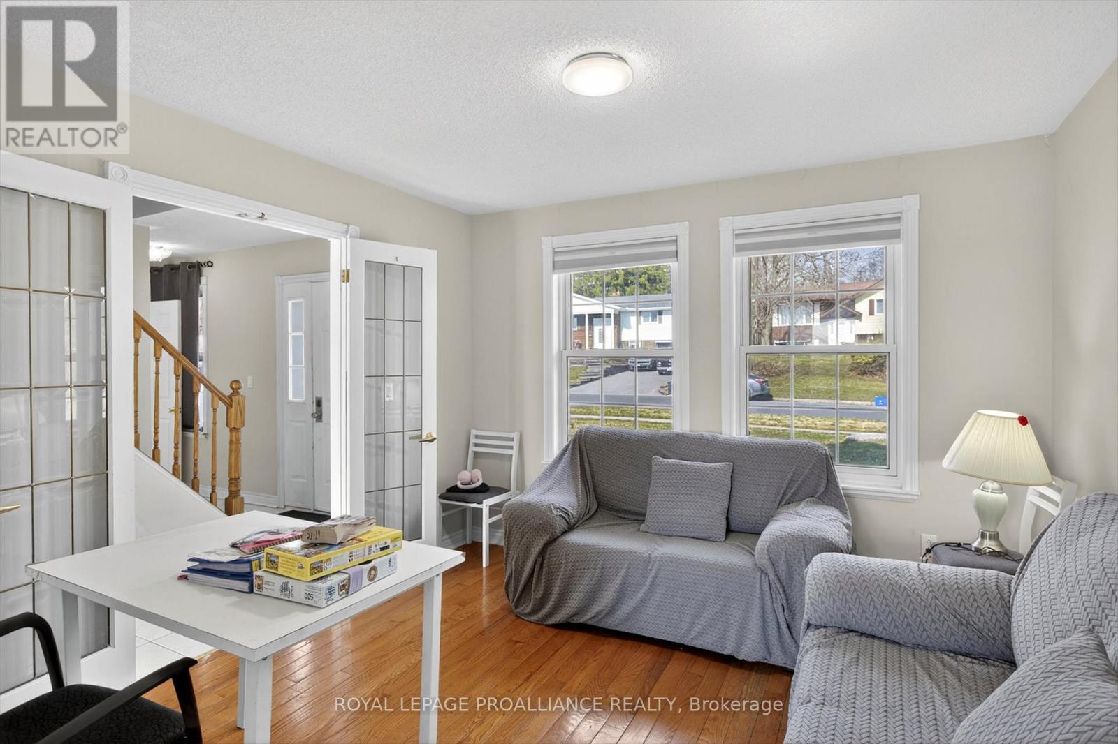 1539 Cherryhill Road, Peterborough, Ontario  K9K 1A7 - Photo 5 - X12989544