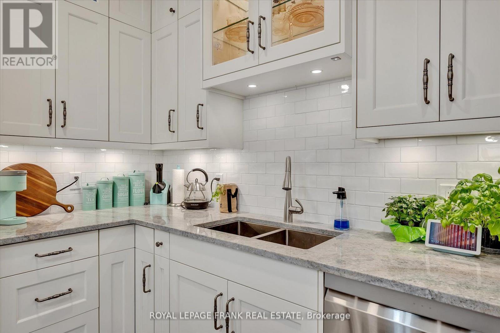 46 Sophia Street, Peterborough, Ontario  K9H 1E1 - Photo 15 - X12989548