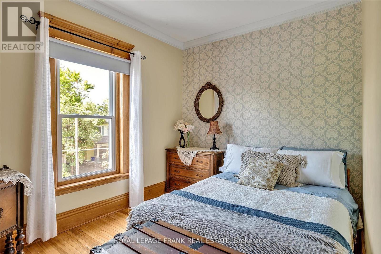 46 Sophia Street, Peterborough, Ontario  K9H 1E1 - Photo 27 - X12989548