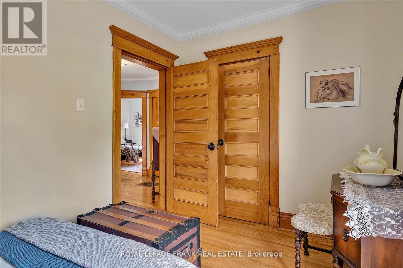 46 Sophia Street, Peterborough, Ontario  K9H 1E1 - Photo 28 - X12989548