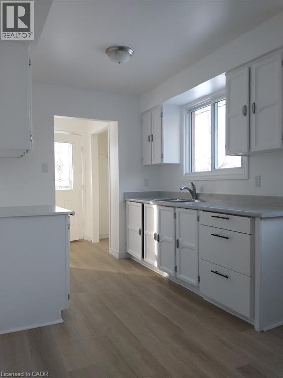 71 Nickolas Crescent, Cambridge, Ontario  N3C 3L7 - Photo 3 - 40820021