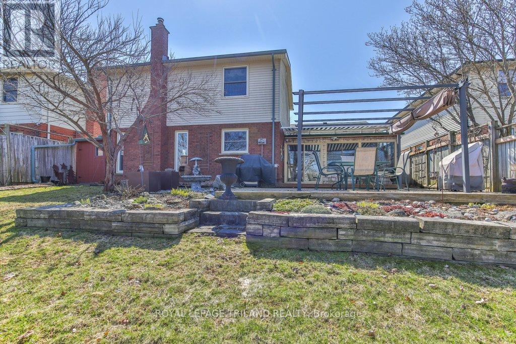 1221 Glenora Drive, London North, Ontario  N5X 2P6 - Photo 44 - X12989572