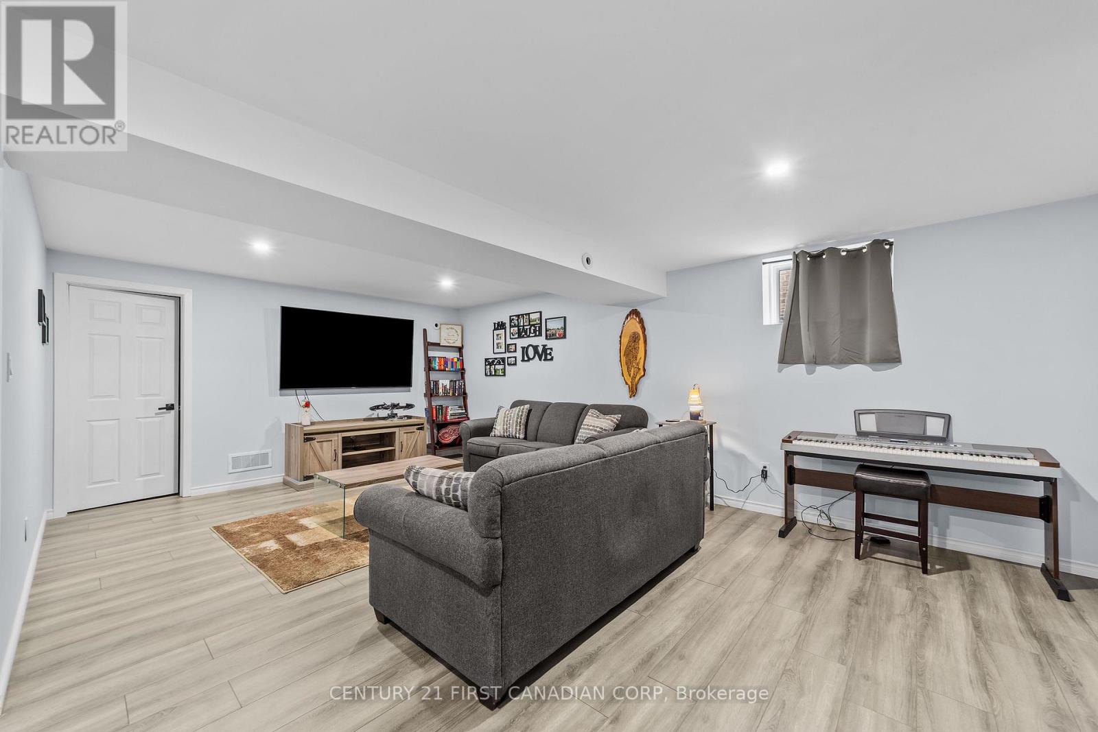 41 Ambrosia Path, St. Thomas, Ontario  N5R 0J8 - Photo 19 - X12989710