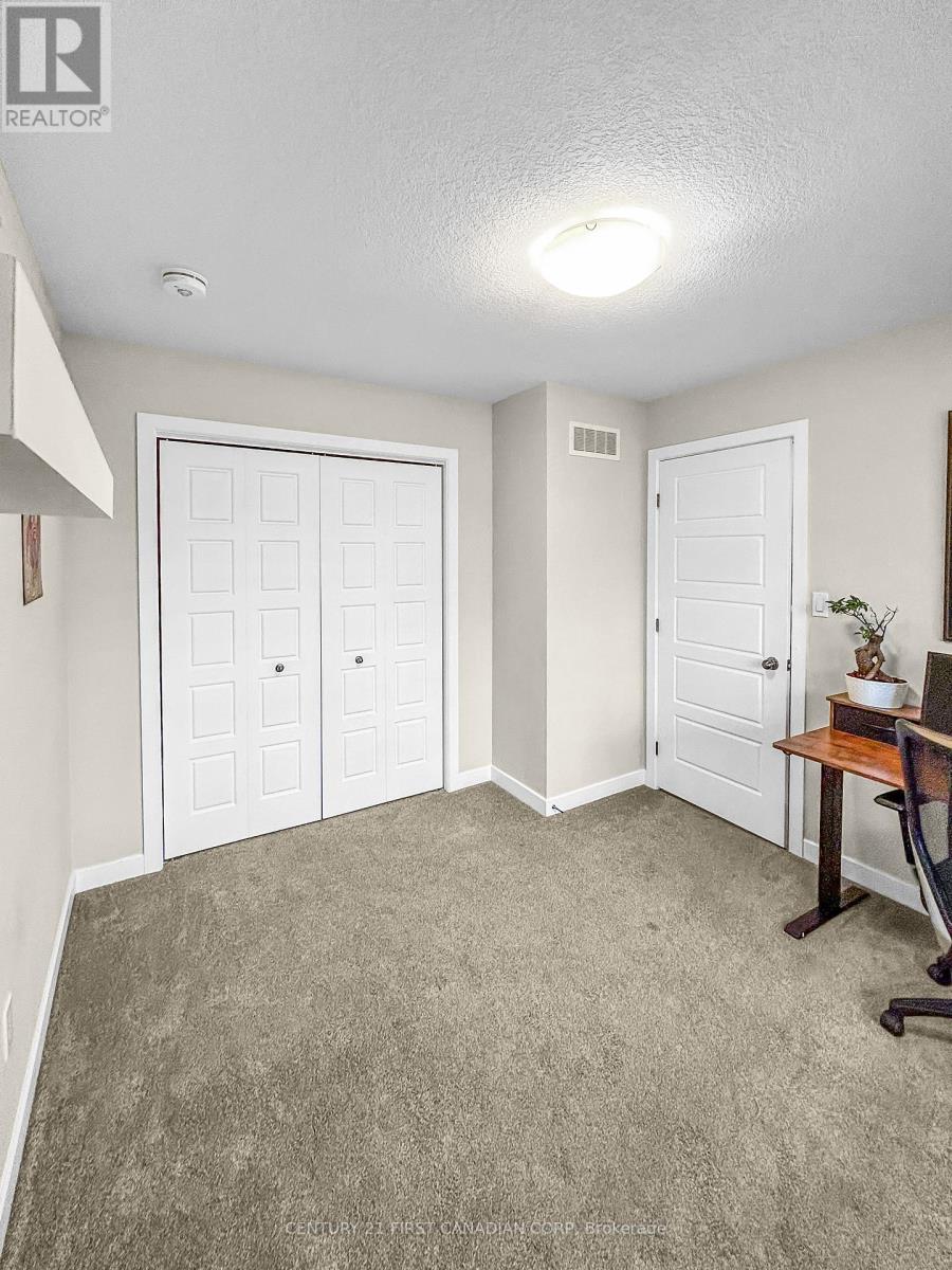 41 Ambrosia Path, St. Thomas, Ontario  N5R 0J8 - Photo 5 - X12989710