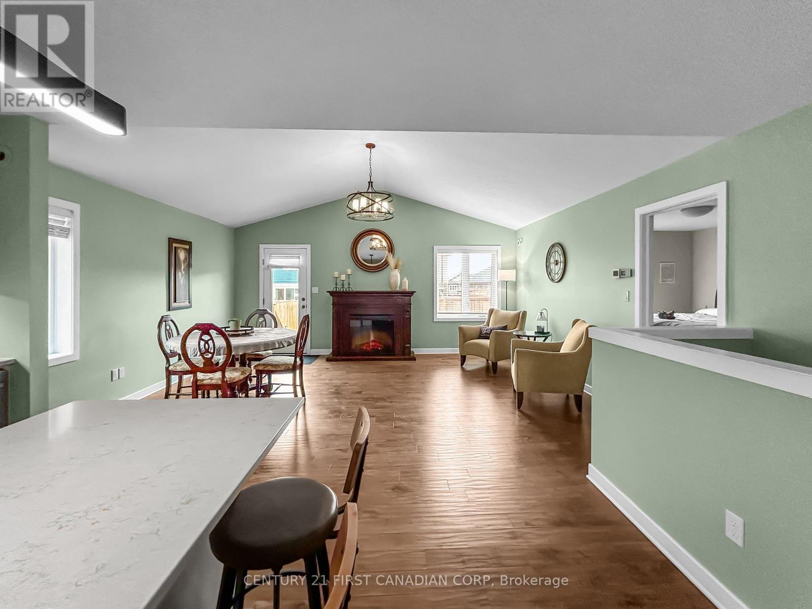 41 Ambrosia Path, St. Thomas, Ontario  N5R 0J8 - Photo 9 - X12989710