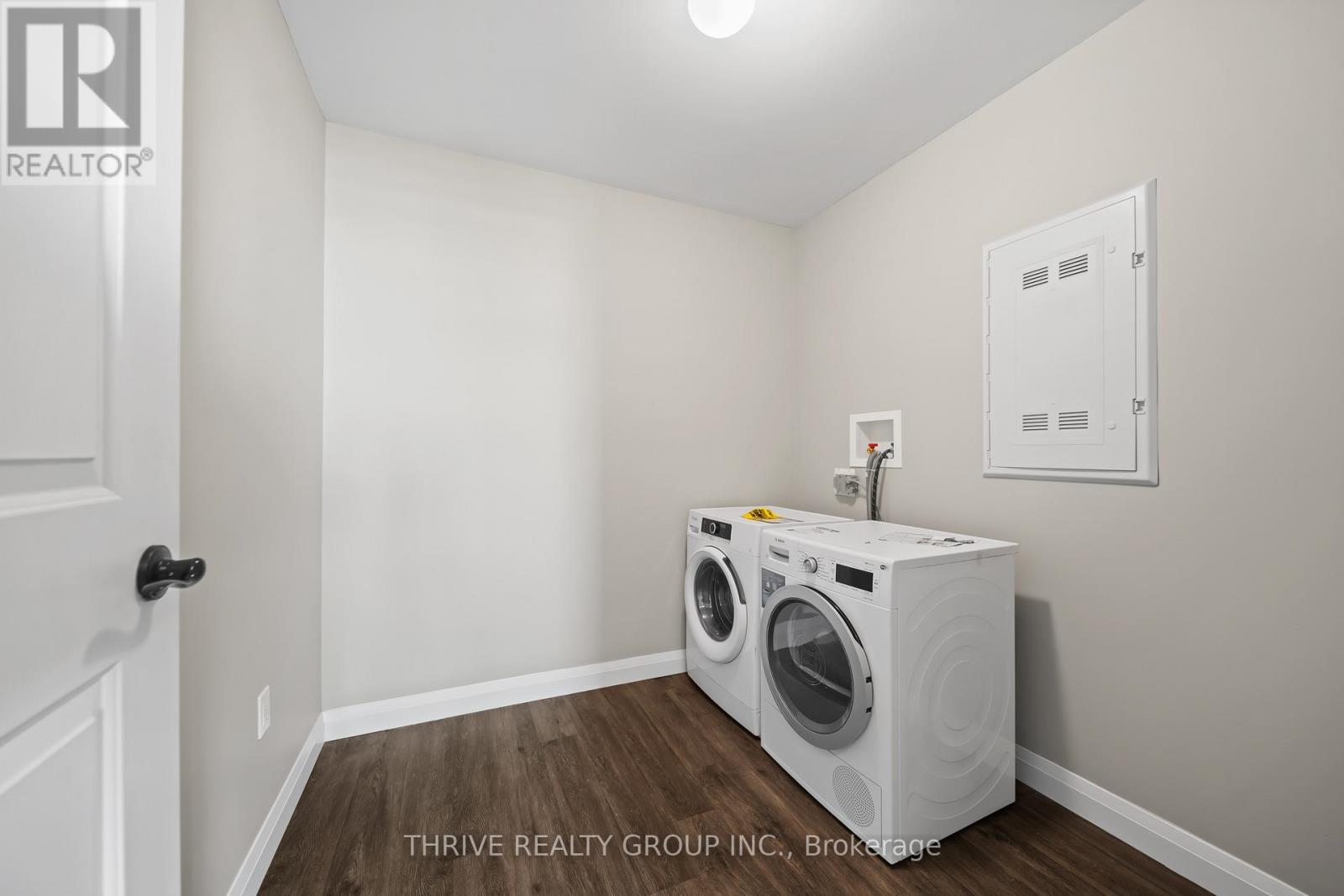 303 - 263 Butler Street, Lucan Biddulph, Ontario N0M 2J0 - Photo 20 - X12989746