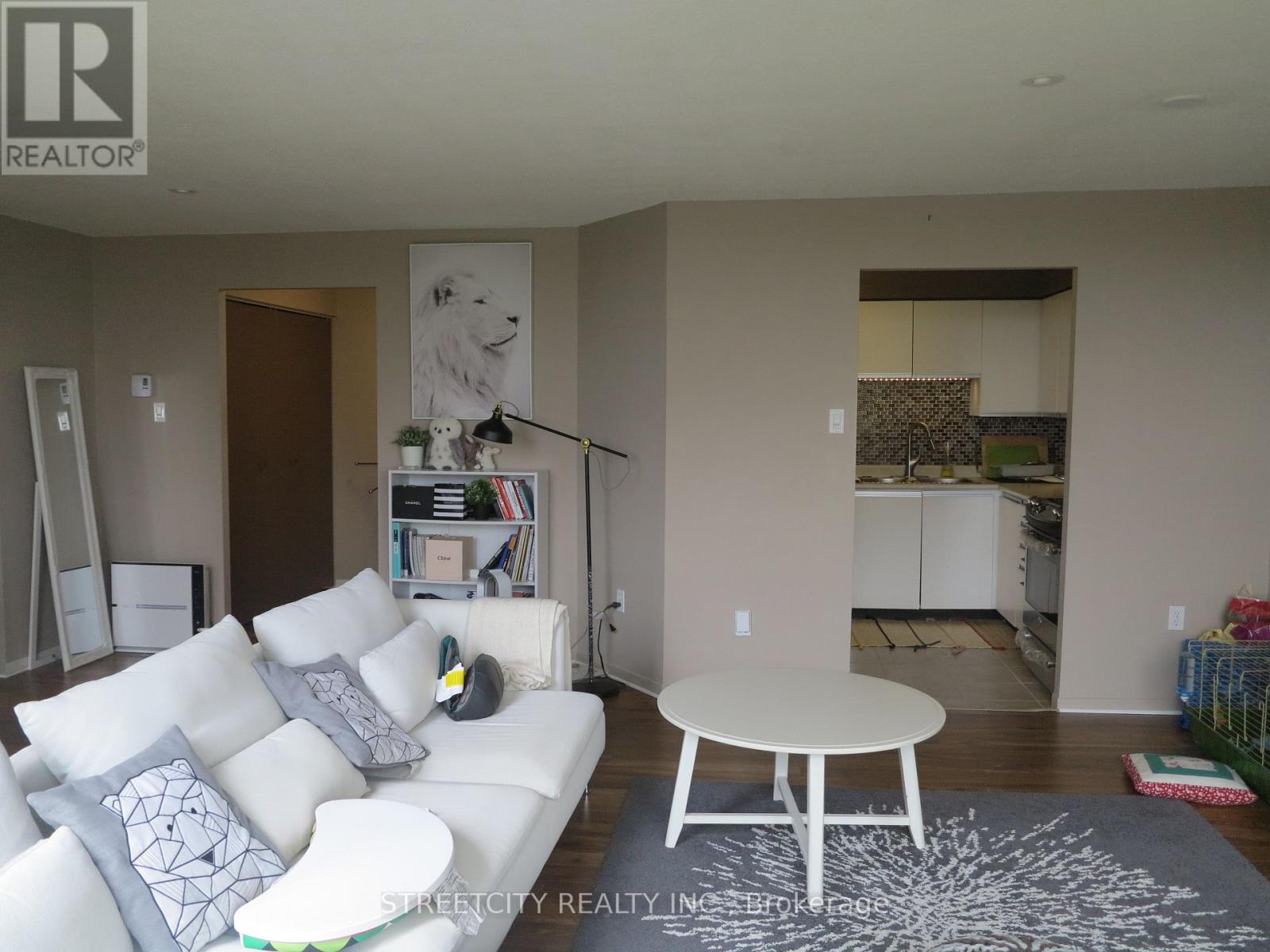 610 - 127 Belmont Drive, London South, Ontario  N6J 4J7 - Photo 5 - X12989762