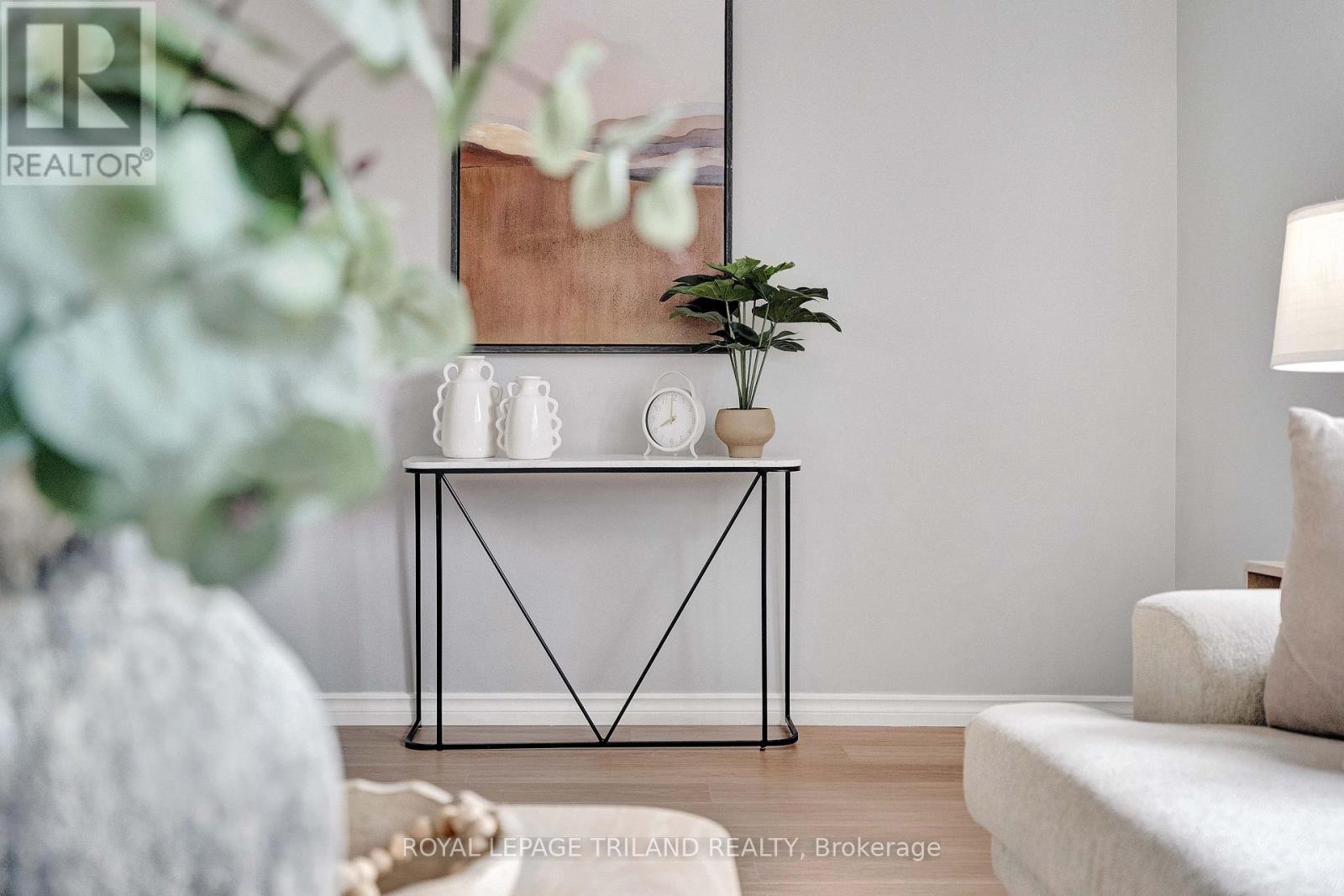 105 - 35 Waterman Avenue, London South, Ontario N6C 5T1 - Photo 10 - X12989804