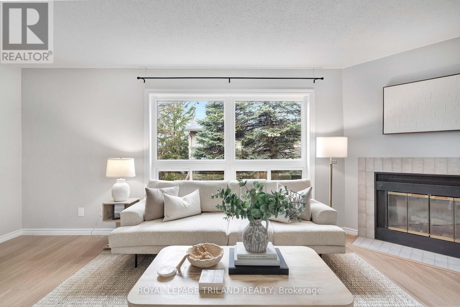 105 - 35 Waterman Avenue, London South, Ontario N6C 5T1 - Photo 5 - X12989804