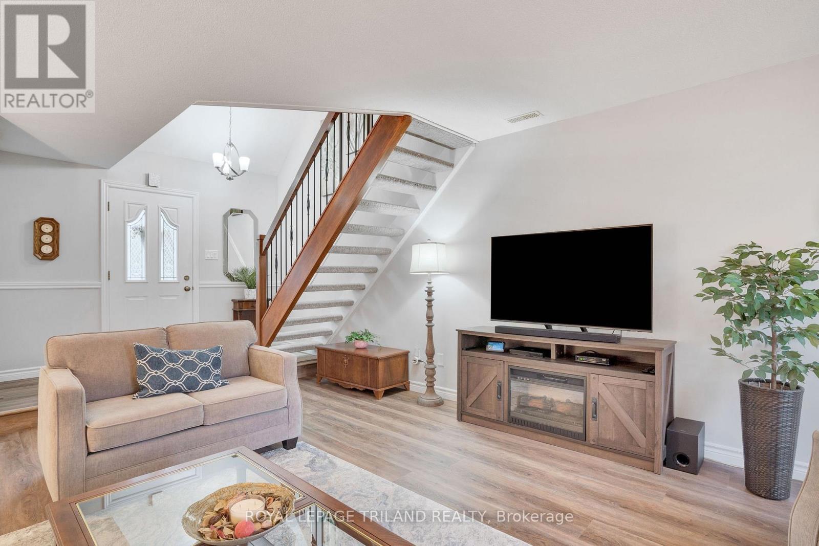 31 Edgehill Road, London North, Ontario  N6G 2T2 - Photo 12 - X12989836