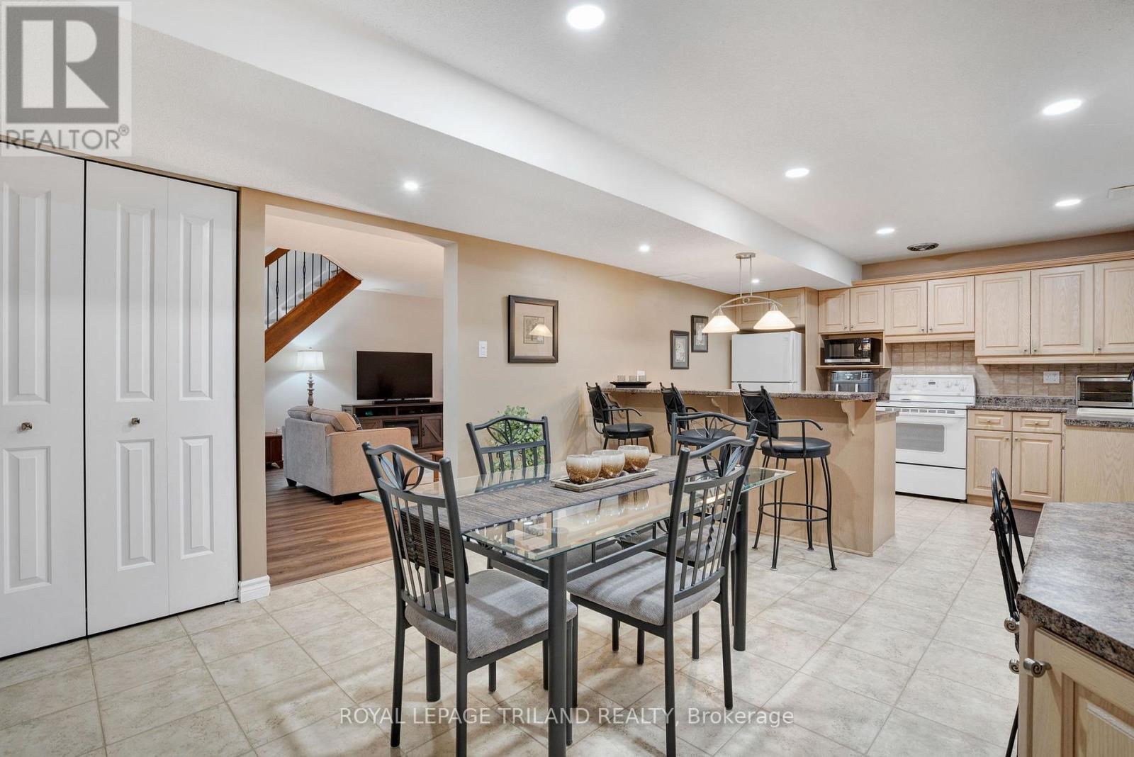 31 Edgehill Road, London North, Ontario  N6G 2T2 - Photo 15 - X12989836