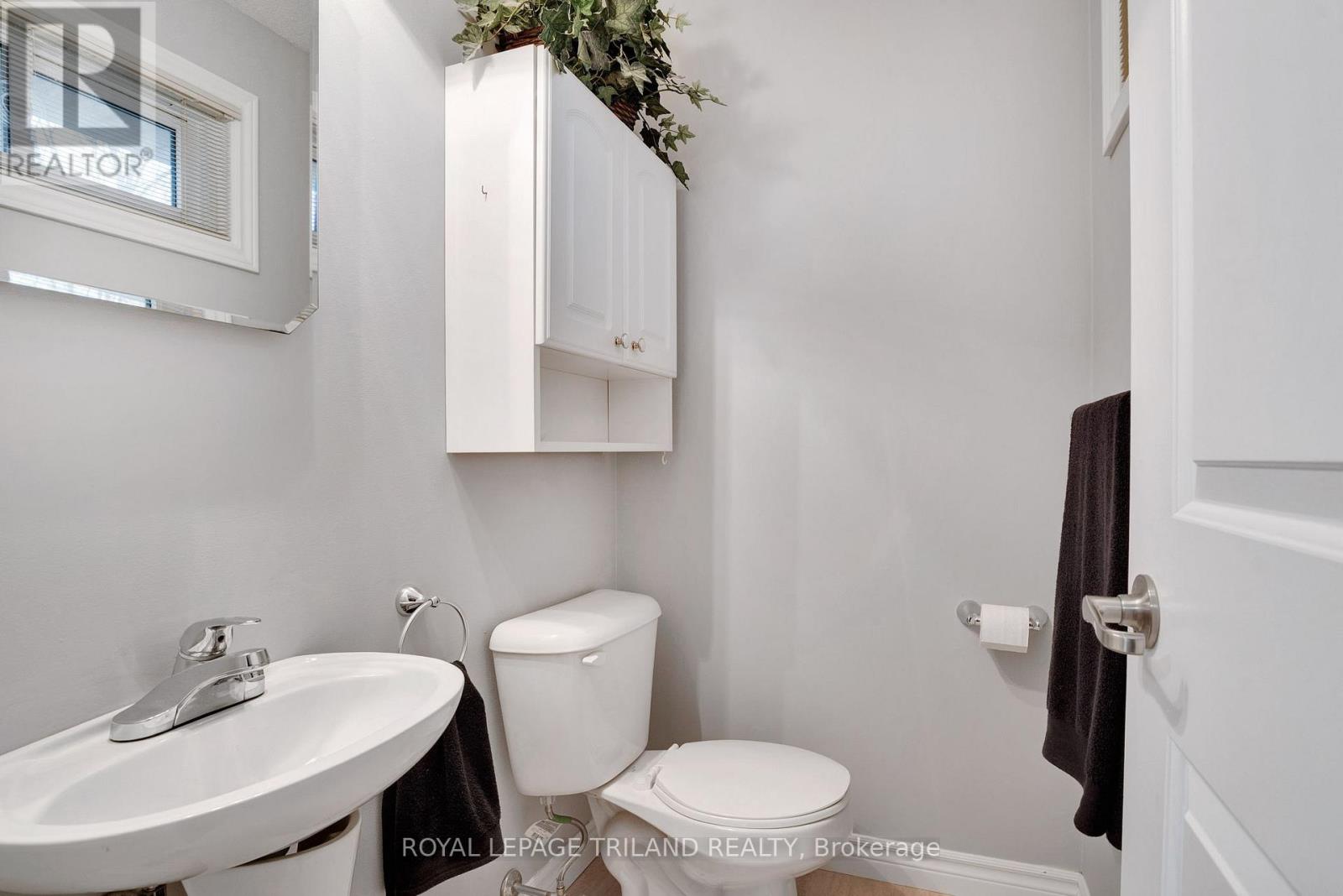 31 Edgehill Road, London North, Ontario  N6G 2T2 - Photo 33 - X12989836