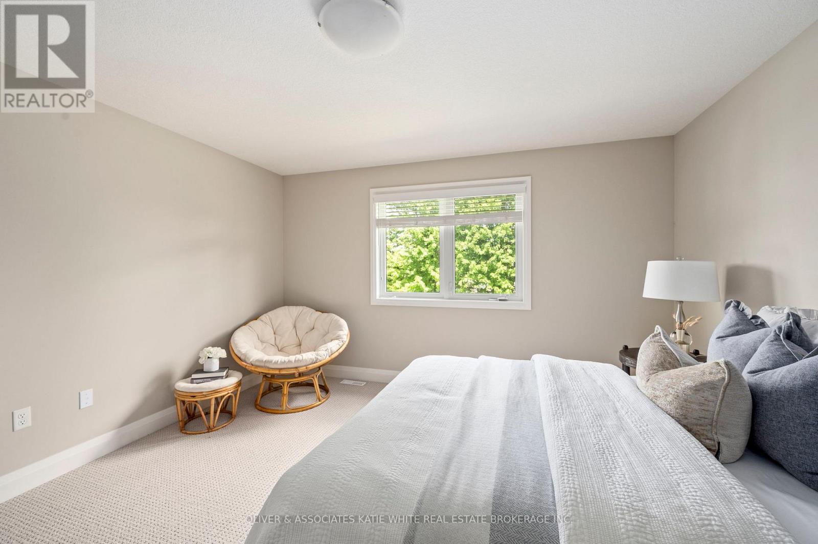 2246 Ladyslipper Crescent, London South, Ontario  N6K 0A5 - Photo 24 - X12989852