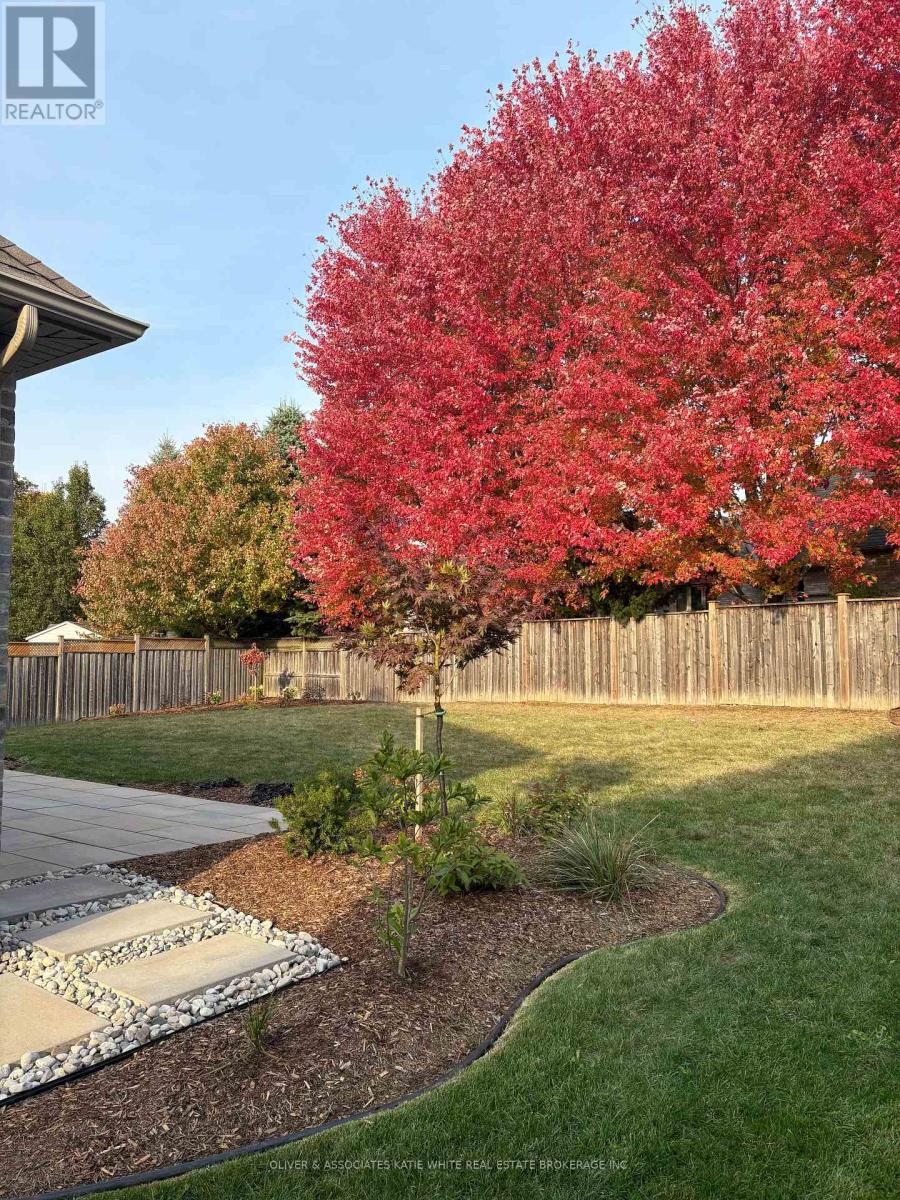 2246 Ladyslipper Crescent, London South, Ontario  N6K 0A5 - Photo 31 - X12989852