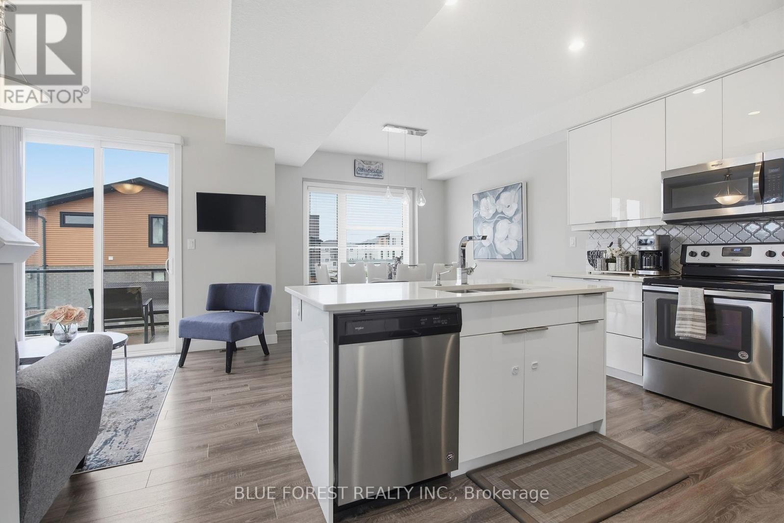 933 Sarnia Road, London North, Ontario  N6H 0J7 - Photo 13 - X12989896