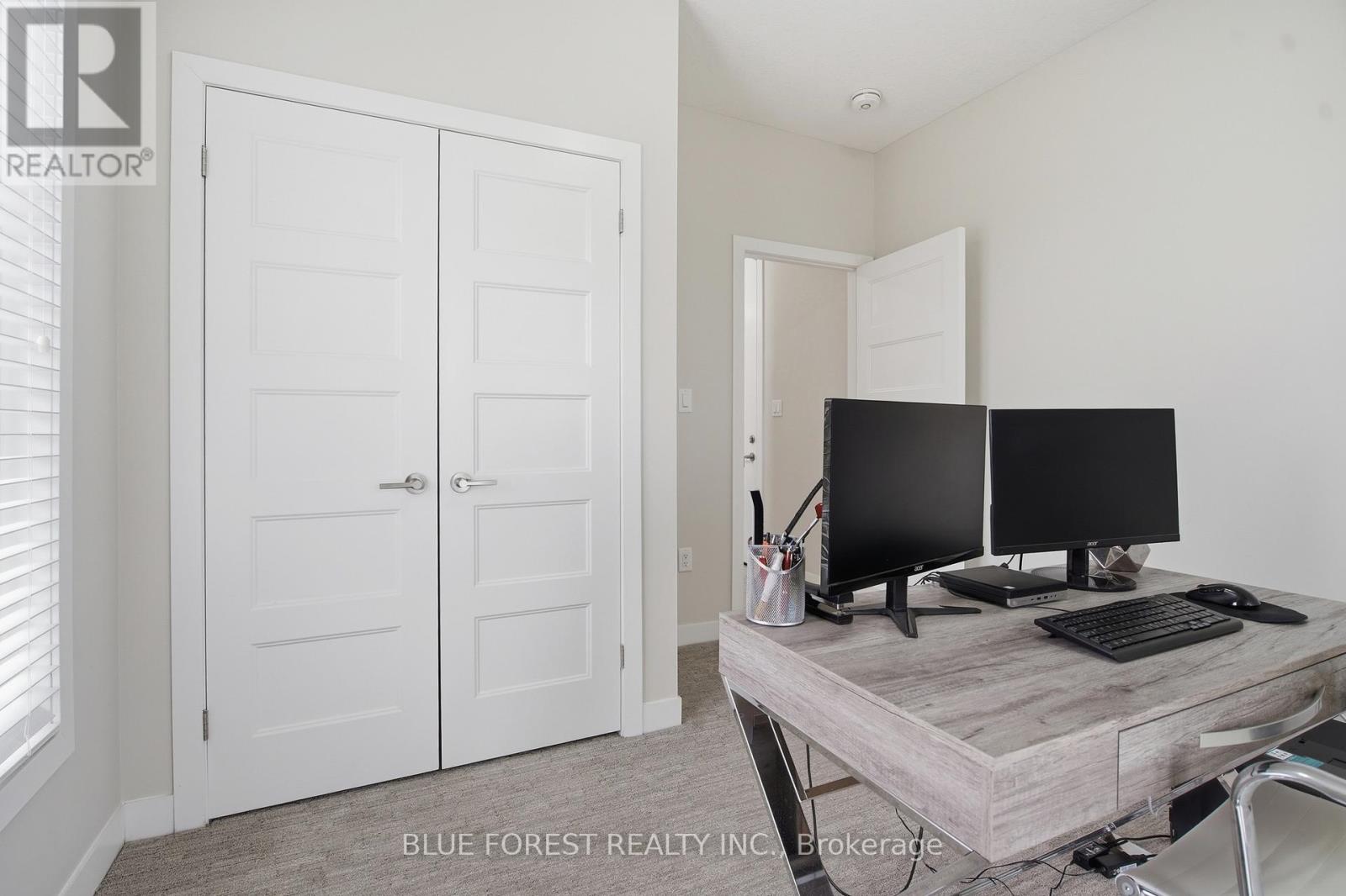 933 Sarnia Road, London North, Ontario  N6H 0J7 - Photo 8 - X12989896