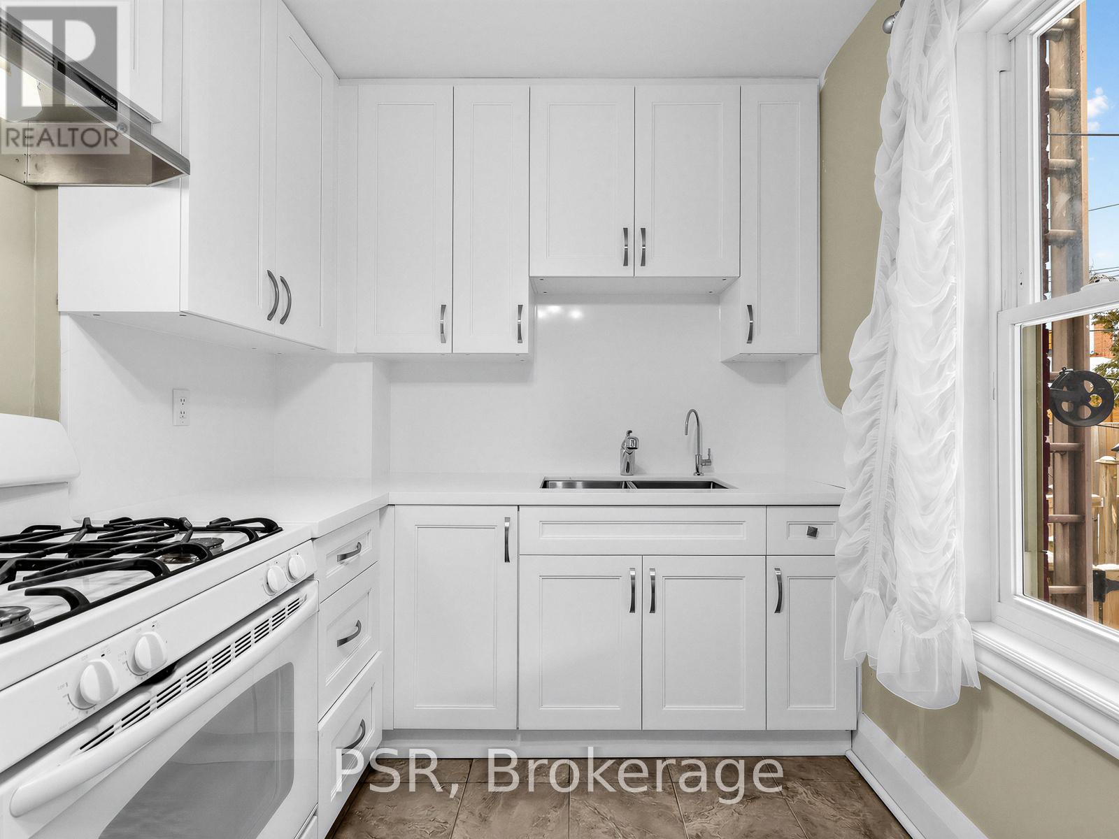 459 Manor Road E, Toronto, Ontario  M4S 1T3 - Photo 13 - C12989566