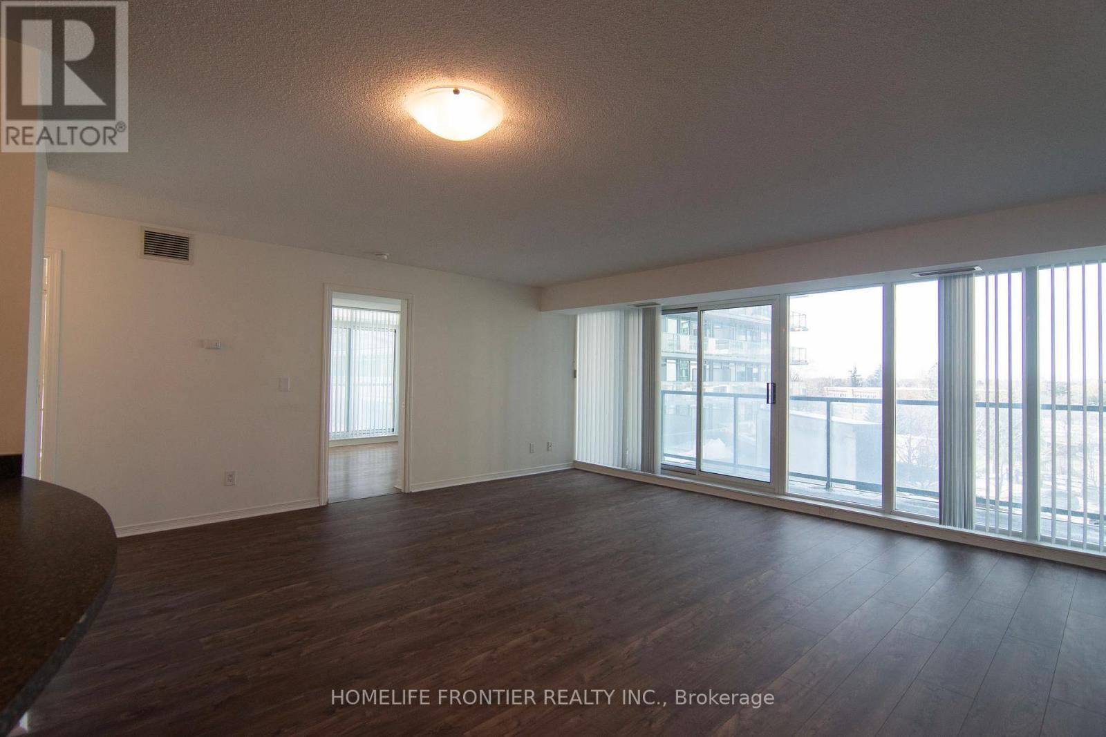 302 - 5508 Yonge Street, Toronto, Ontario  M2N 7L2 - Photo 5 - C12989606