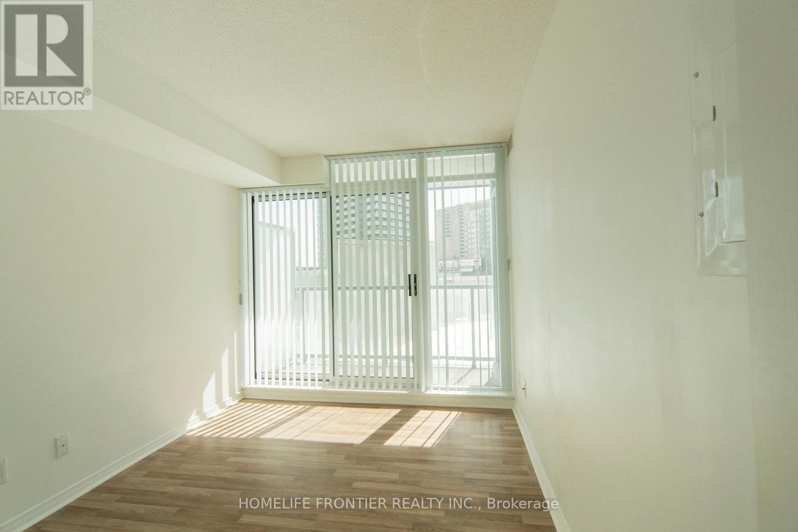 302 - 5508 Yonge Street, Toronto, Ontario  M2N 7L2 - Photo 7 - C12989606