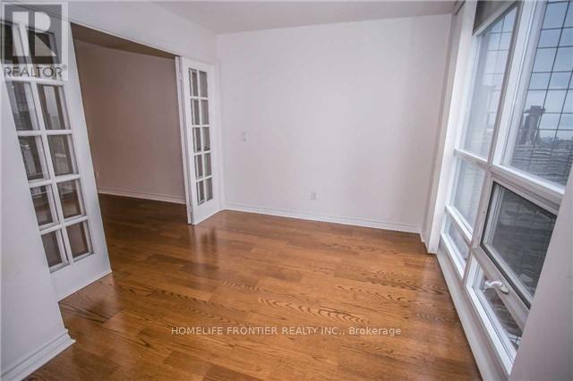 3004 - 763 Bay Street, Toronto, Ontario  M5G 2R3 - Photo 10 - C12989622