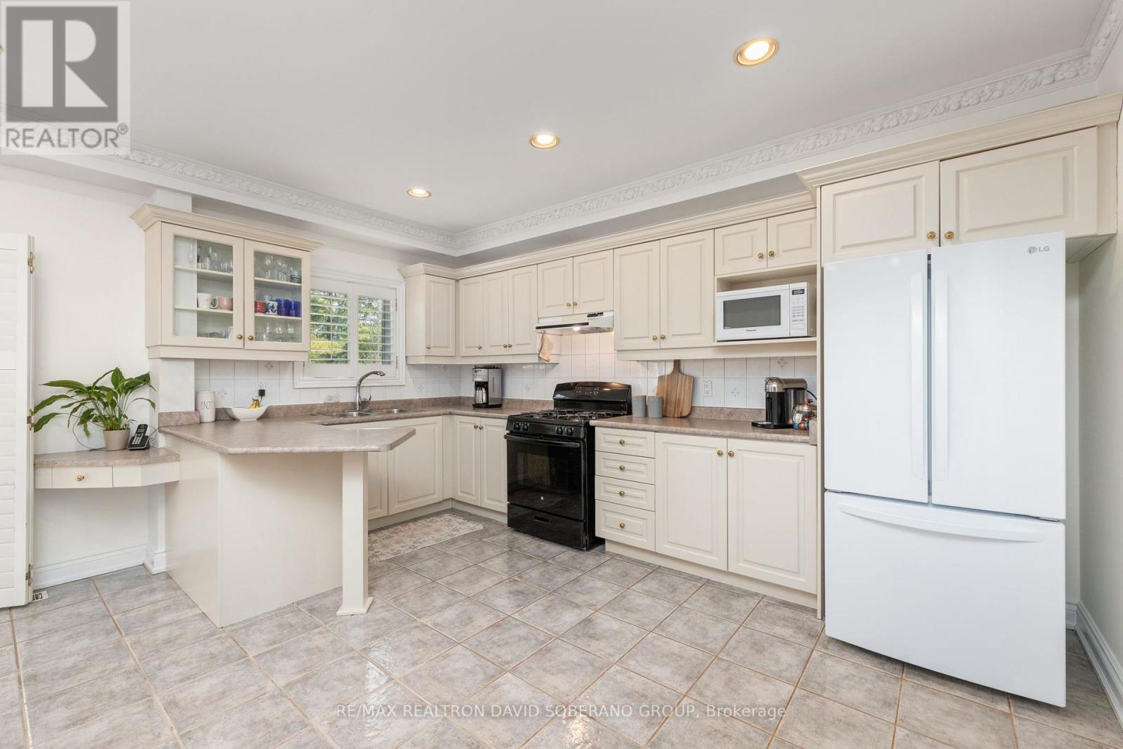 168 Clanton Park Road, Toronto, Ontario  M3H 2E7 - Photo 13 - C12989634