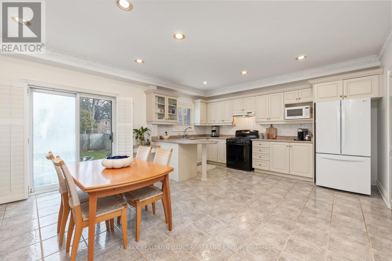 168 Clanton Park Road, Toronto, Ontario  M3H 2E7 - Photo 15 - C12989634