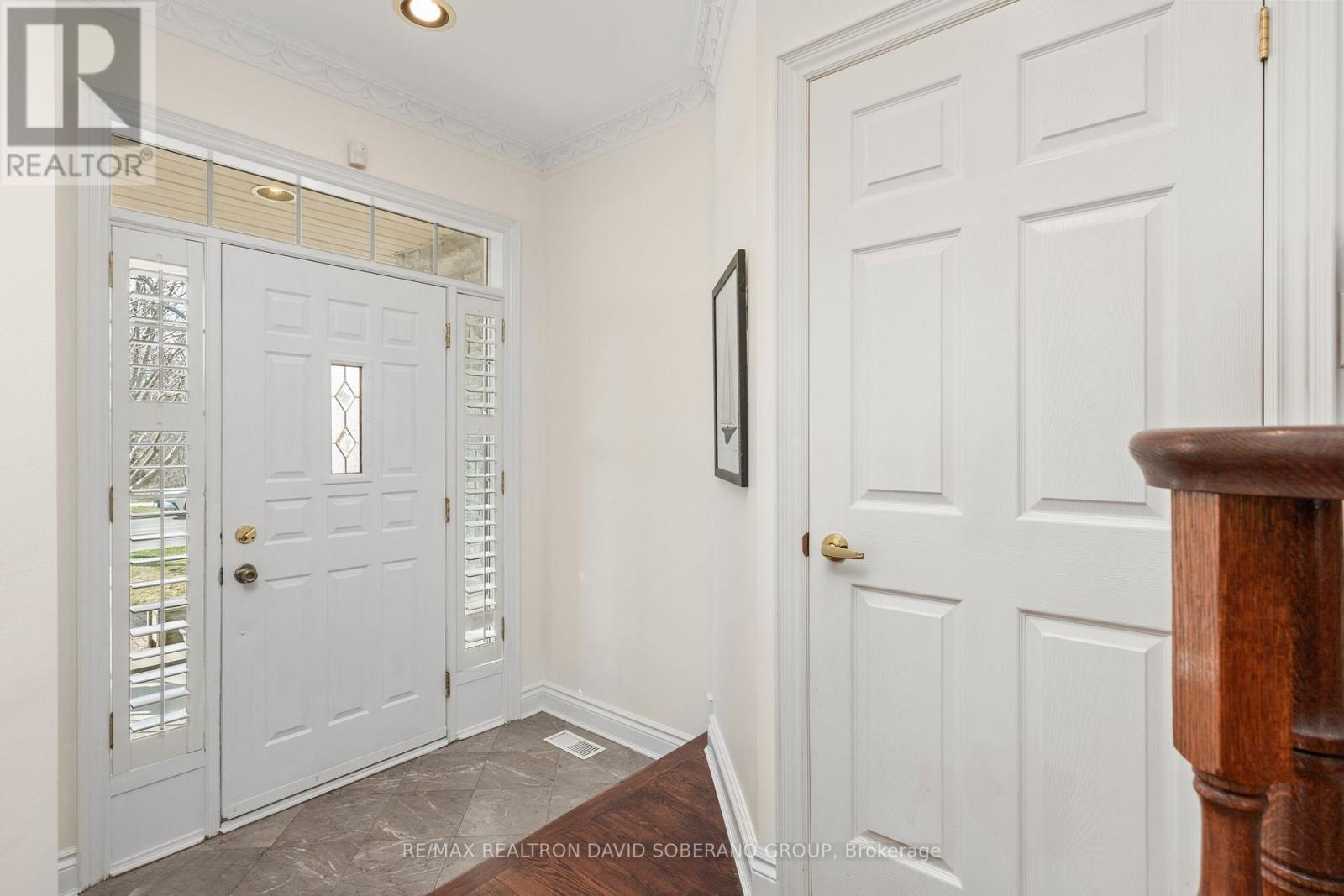 168 Clanton Park Road, Toronto, Ontario  M3H 2E7 - Photo 3 - C12989634
