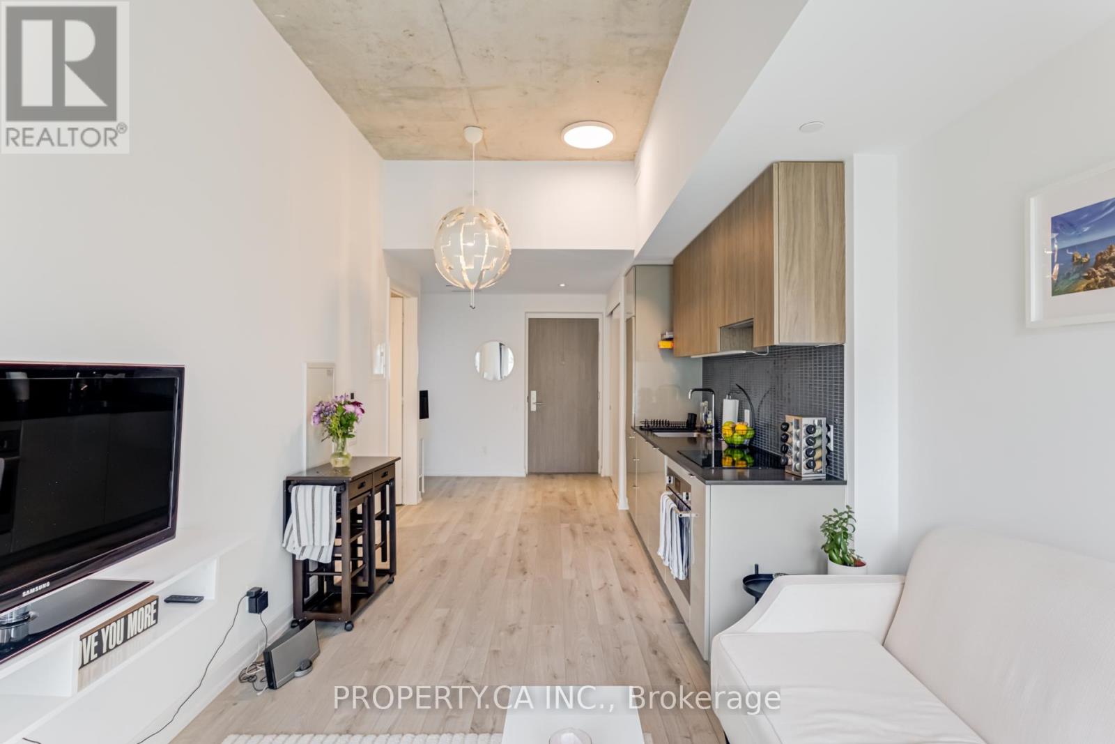 717 - 161 Roehampton Avenue, Toronto, Ontario  M4P 0C8 - Photo 10 - C12989654