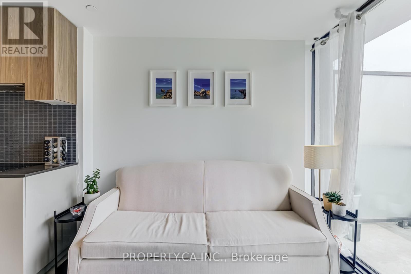 717 - 161 Roehampton Avenue, Toronto, Ontario  M4P 0C8 - Photo 11 - C12989654