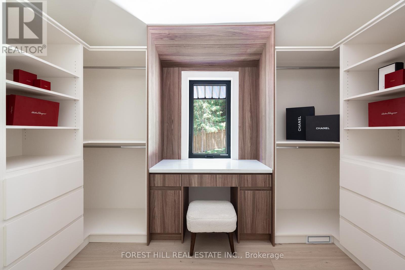 52 Roxborough Drive, Toronto, Ontario  M4W 1X1 - Photo 20 - C12989656