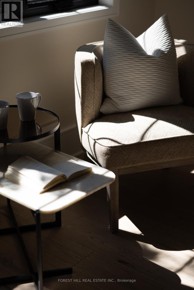 52 Roxborough Drive, Toronto, Ontario  M4W 1X1 - Photo 25 - C12989656