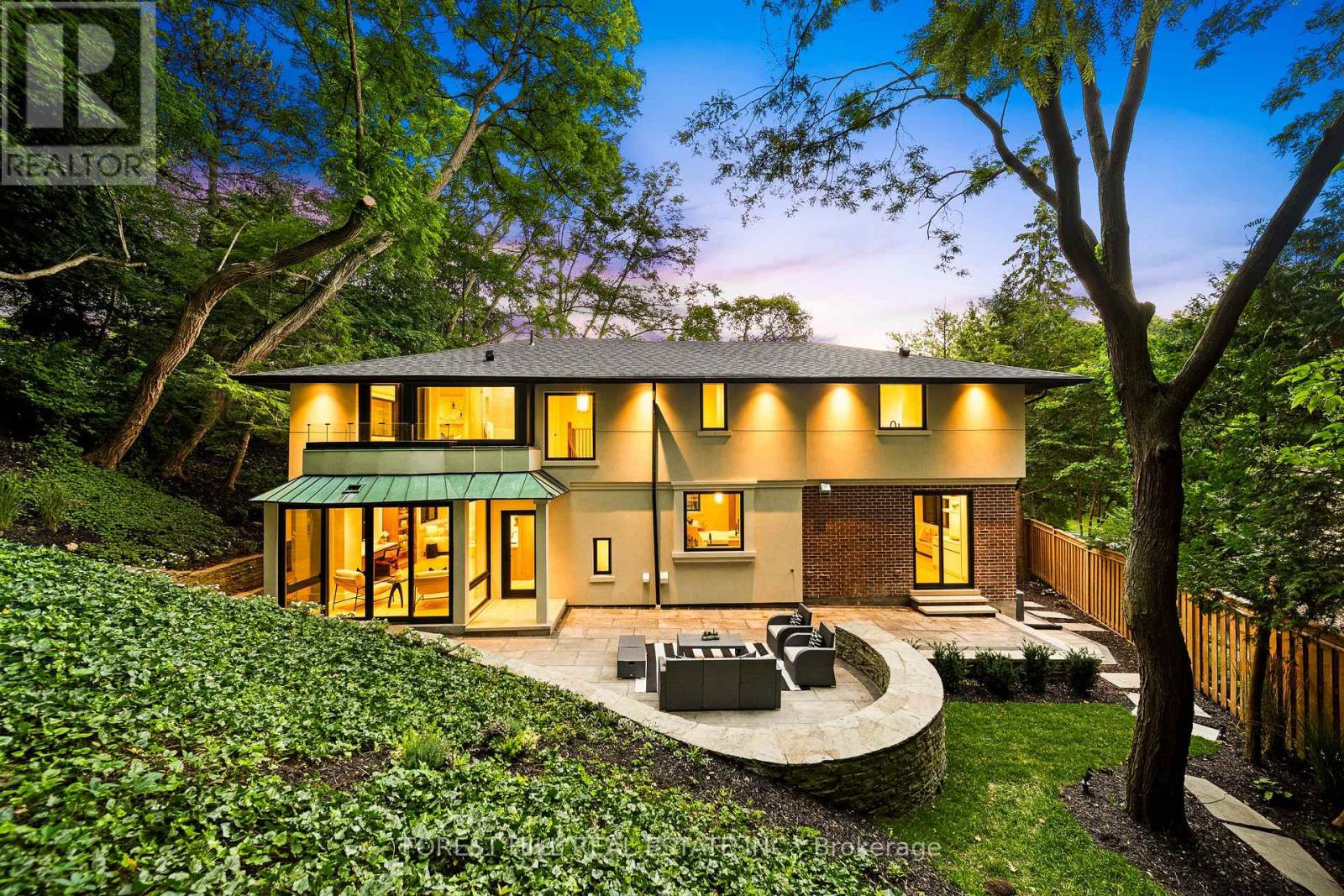 52 Roxborough Drive, Toronto, Ontario  M4W 1X1 - Photo 37 - C12989656