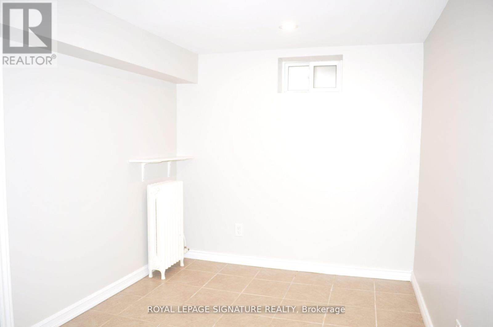Lower - 229 Winona Drive, Toronto, Ontario  M6C 3S4 - Photo 10 - C12989700