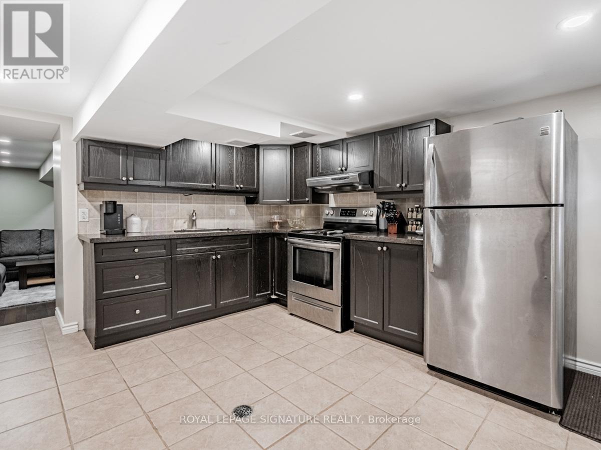 Lower - 229 Winona Drive, Toronto, Ontario  M6C 3S4 - Photo 6 - C12989700